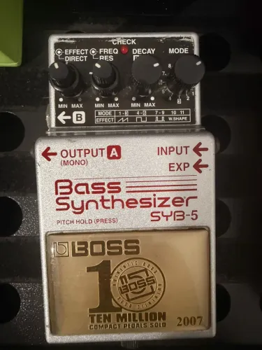 Boss Syb-5 Bass Synthesizer