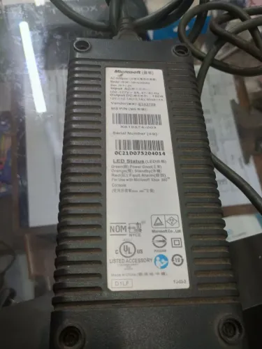 Fonte Xbox 360 Arcade original 