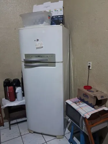 Geladeira Electrolux Frostfree 411 Litros