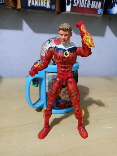 Boneco Marvel Legends Tocha Humana Human Torch!