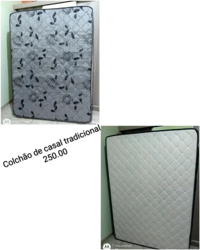 Colchão de casal tradicional.