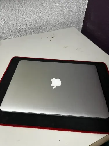 MacBook Pro Retina 13" Early 2015 - 8GB RAM / SSD 256GB