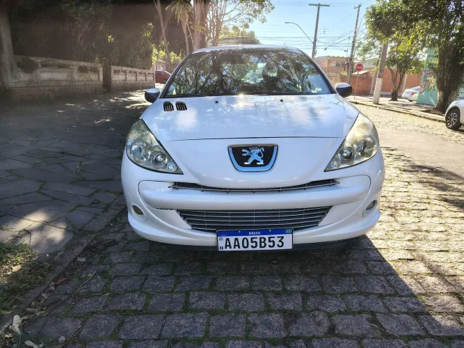 Peugeot 207 XS 1.6 Flex 16V 5P 2012