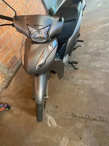 Moto biz 110 ano 2022