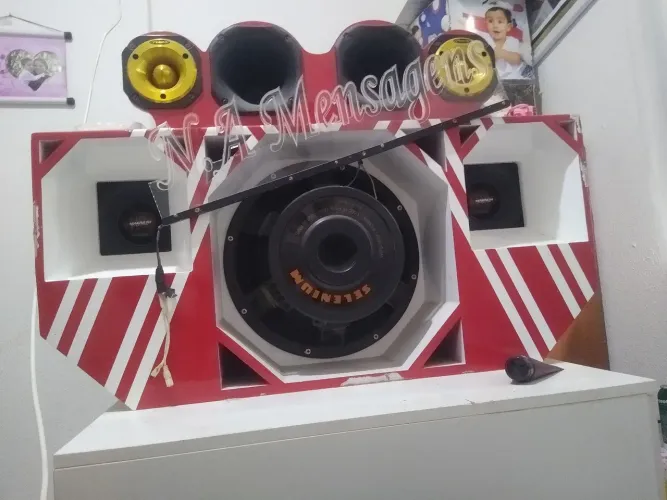 Som automotivo