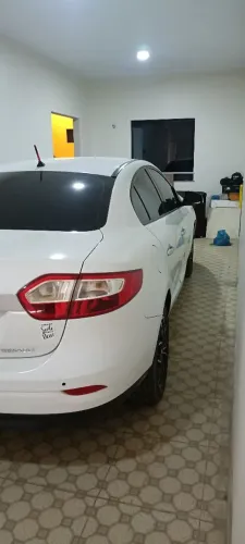 Renault Fluence Sed. Dynamique 2.0 16V Flex Aut. 2013