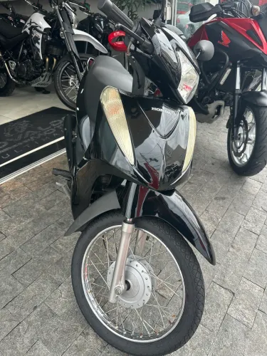 Bis abaixo da tabela localizada rua barao de jacarei 1025 jacarei