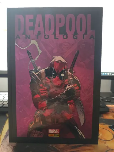 HQ Marvel Deadpool ANTOLOGIA (USADO)