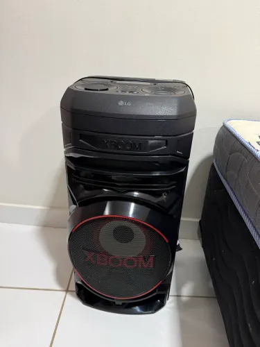 Caixa de Som XBom LG