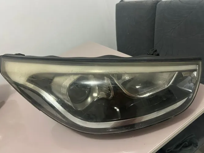 FAROL IX35 (SEMI NOVO )