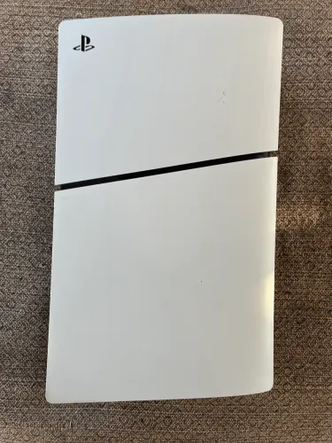 Playstation 5 slim 1TB com 2 controles