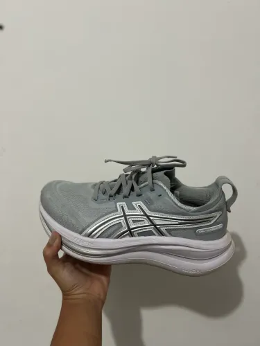 Nimbus 28