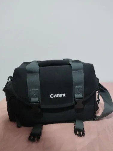 Canon EOS Rebel T6 wi-fi com duas lentes e case original