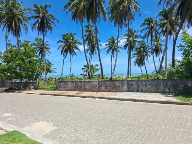 Terreno na Praia de Mundau com 1690m, frente mar