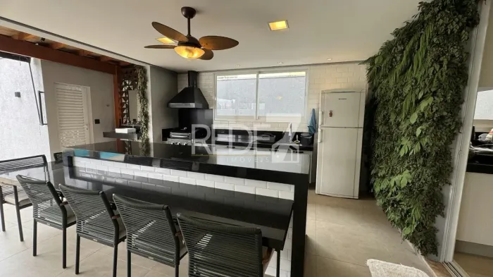 Casa à Venda no Condomínio Terras do Cancioneiro - Paulínia - 288 m²