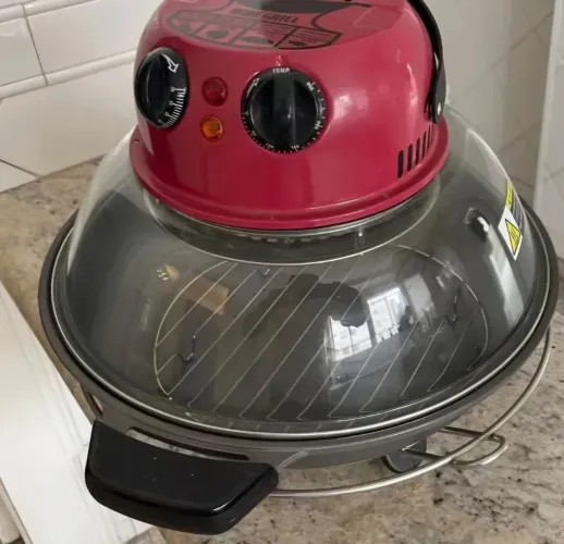 Wok Grill Vermelha - pouquíssimo uso