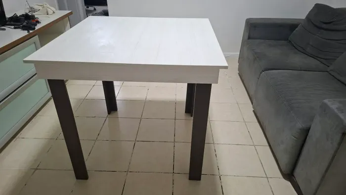 Mesa quadrada