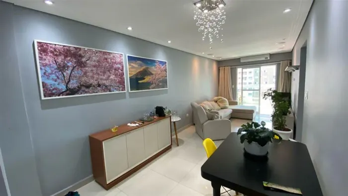 APARTAMENTO 02 QUARTOS, 02 VAGAS + UMA VAGA PARA VISITANTE, BAIRRO FORTE, NA IMOBILIÁRIA E
