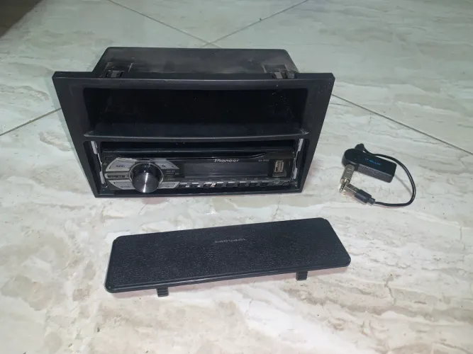 Som pioneer deh 1580ub usado (com moldura original gm)