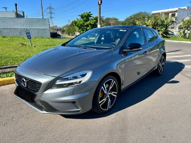 Volvo V40 T-5 R-design 2.0 Aut. 2017