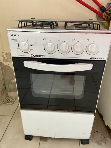 Vendo fogão