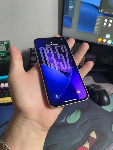 iPhone 13 - 128gb