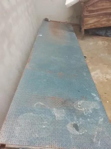 Vende-se passarela de ferro ou plataforma chapa de ferro 3 mm