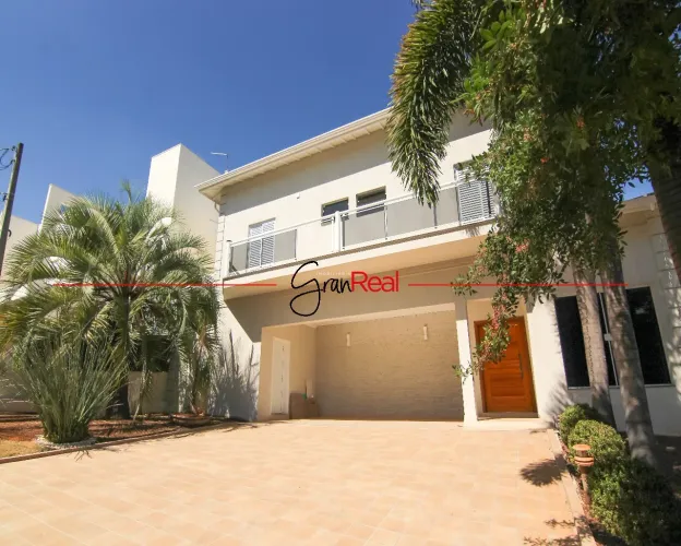 CASA COM 04 SUITES E CLOSET NO CONDOMINIO, VILA BORGHESE EM INDAIATUBA SÃO PAULO.