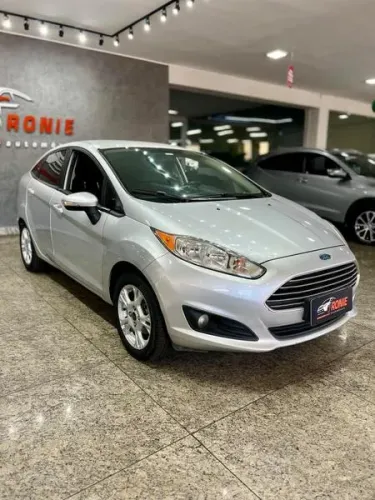 Ford Fiesta 1.6 16V Flex Aut. 5P 2014