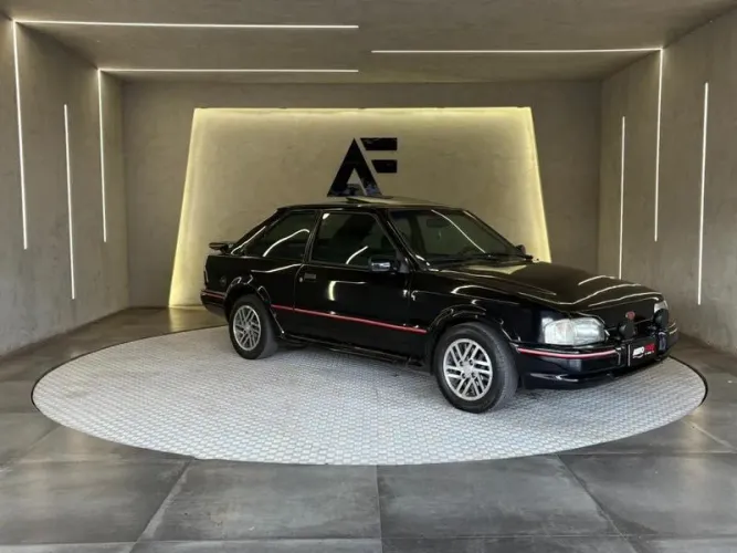 Ford Escort XR3 1.8 / 1.6 Beneton/form./laser 1992