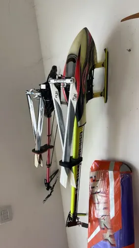 Goblin 700 com servos Align, kbar, pás RJX, sem bateria / motor / Esc