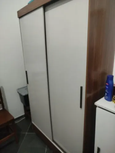 Guarda-roupa Santos Andirá Nanda C/ 2 Portas Deslizantes.