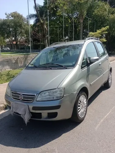 Fiat Idea ELX 1.4 MPI Fire Flex 8V 5P 2010