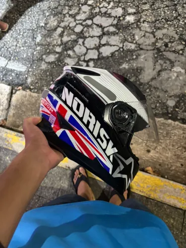 Vendo capacete norisk modelo tamanho 60