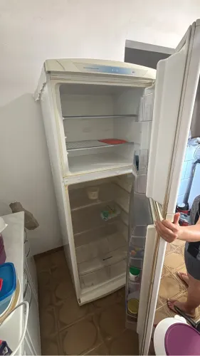 GELADEIRA