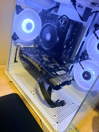 AMD RX580 2048sp - Com Defeito (Artefatos)