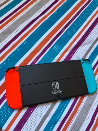 Vendo switch OLED desbloqueado 