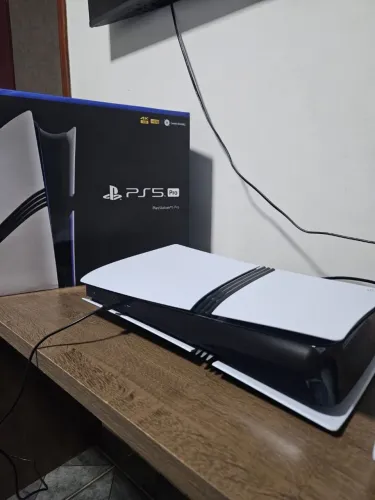 Playstation 5 Pro (1 mês de uso)
