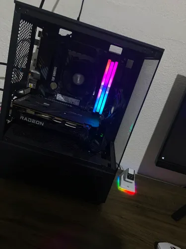 PC GAMER AMD