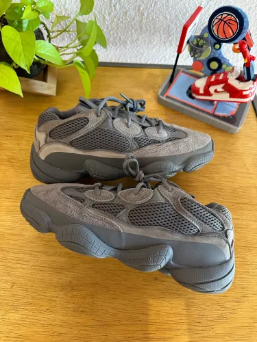 Adidas Yeezy 500 ?Granite?