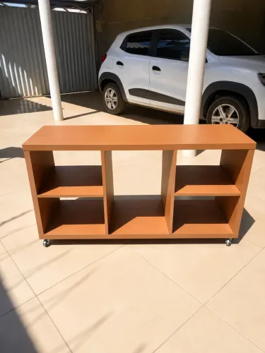 Móvel 100% MDF com rodinhas 