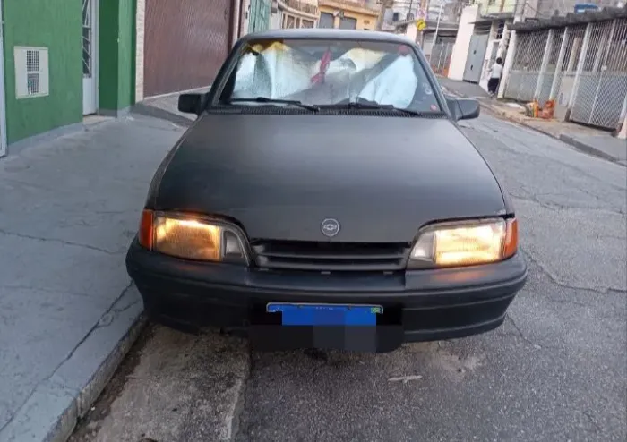 Chevrolet Monza GL 1.8 Efi/ SL/ L/ 650/barc. 2e4p (álcool) 1994