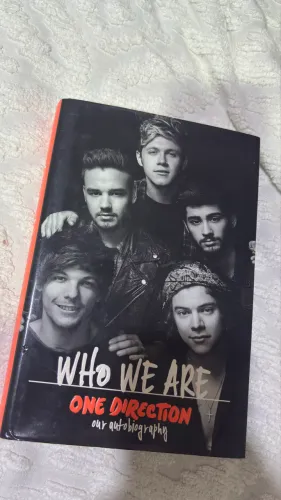 LIVRO ONE DIRECTION 