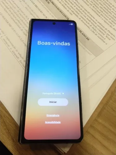 Smartphone/Celular Samsung Galaxy Z Fold 4 - Com Defeito na tela central - Só em mãos