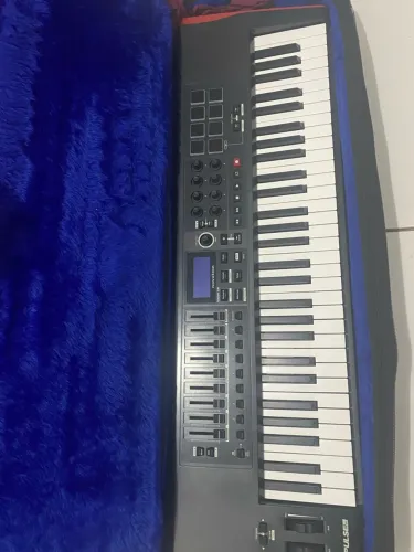 Controlador Novation impulse 61