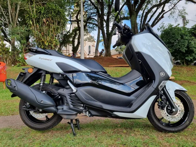Nmax 160 único dono