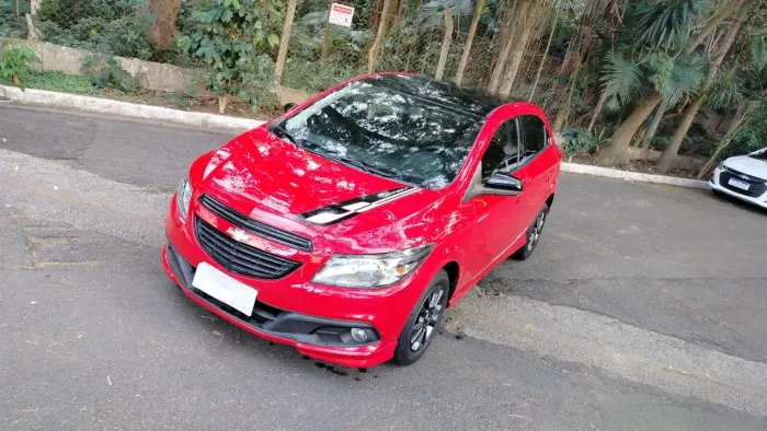 Chevrolet Onix Hatch Effect 1.4 8V Flex Power Mec. 4P 2015