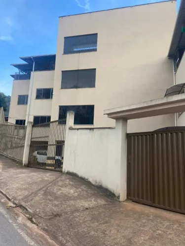 Aluguel Bairro São José - Direto com Proprietário 3 quartos 2 banheiros Área privativa