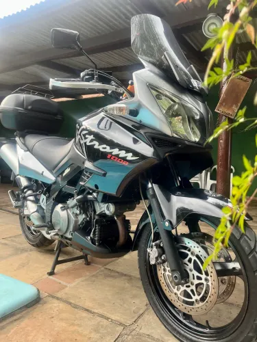 Suzuki V-strom DL1000, 2008