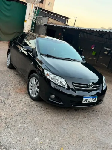 Toyota Corolla Altis 2.0 Flex 16V Aut. 2011
